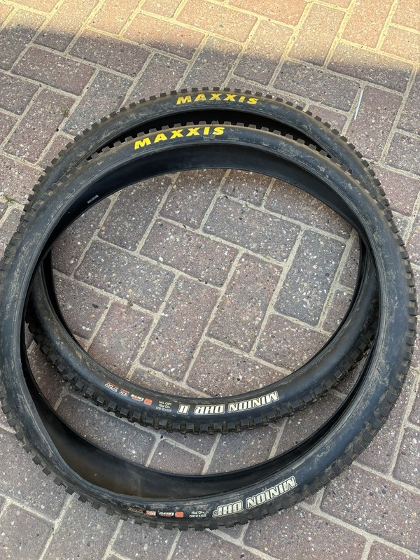 Maxxis Minion DHR II Tyres