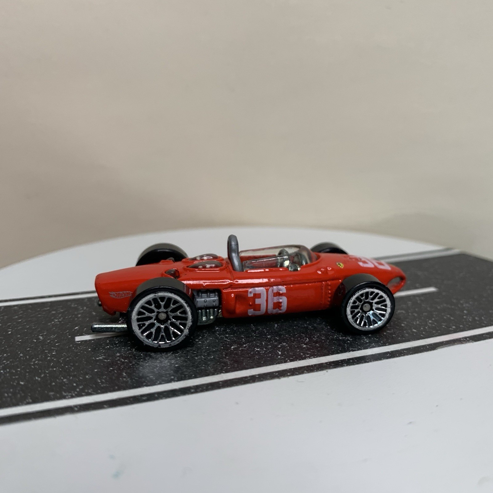 2001 Hot Wheels First Editions Ferrari 156 #30/36 #050 Red w/Chrome LW NM