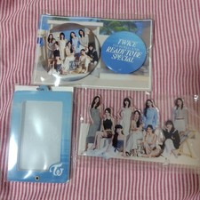 TWICE READY TO BE SPECIAL pin Badge set