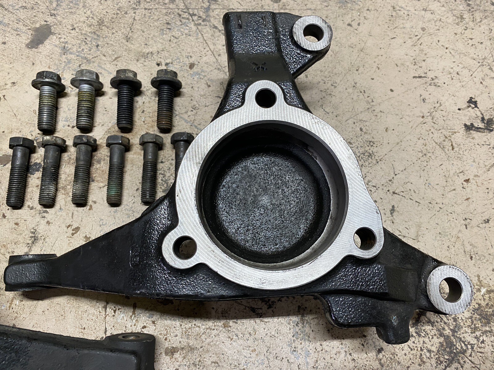 9804 2wd S10 Blazer Spindles w/ Bolts Gbody Big Brakes C5 Corvette