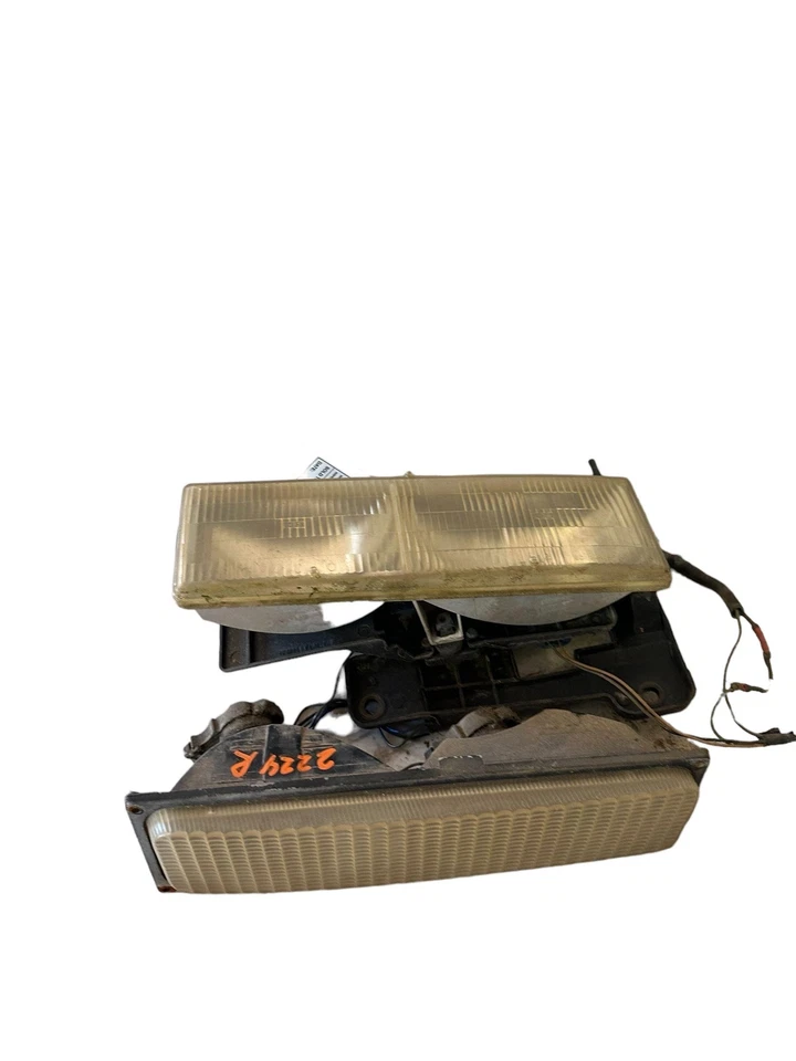 90 91 92 93 94 95 96 97 98 99 Chevy 1500 Conjunto de faros conductor izquierdo Foto 3 de 4