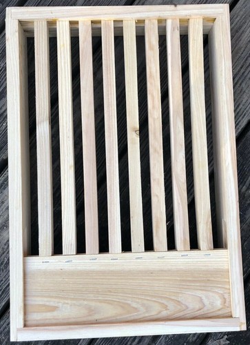 Cypress 8 frame slatted rack for Langstroth bee hive - Picture 2 of 2