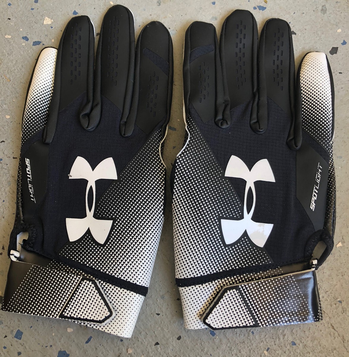 セール‼️UNDER ARMOUR SPOTLIGHT NFL GLOVE M Under Armour Spotlight NFL Gloves XL | eBay
