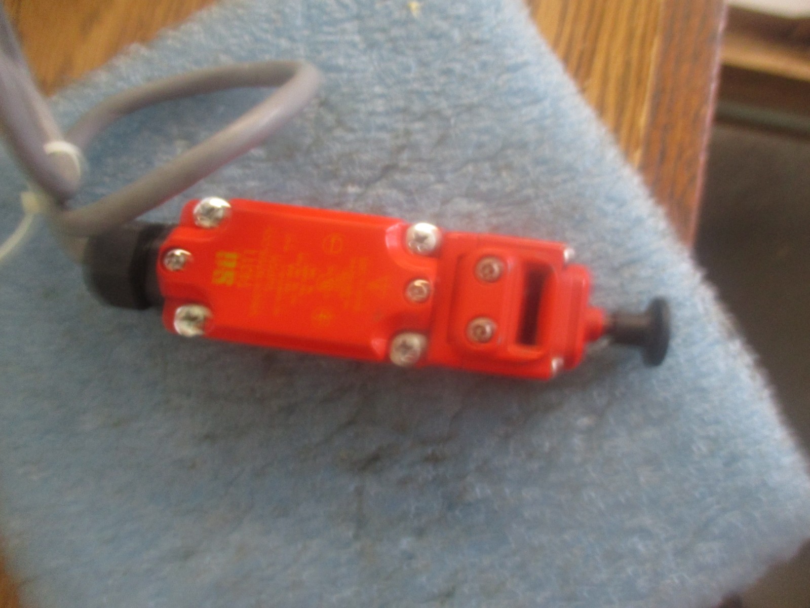 Picture 1 of 3