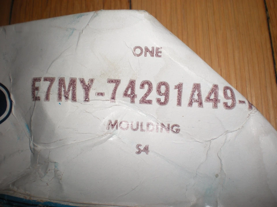 Nuevo de Lote Antiguo 1987 88 89 90 91 Mercury Colony Park Cuarto Trasero Panel Moldura LH Superior Foto 3 de 3