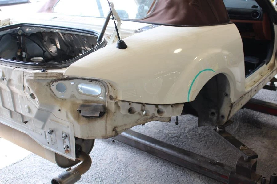 Conjunto de panel trasero derecho pasajero blanco Mazda Mx-5 Miata NC 2006-2014 Foto 3 de 4