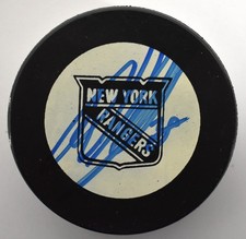 Ronald Petrovicky Signed New York Rangers Logo Hockey Puck Autograph Signature