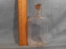 Antique/VTG Clear Glass Nip Pocket Flask Bottle & Stopper with air bubbles #693