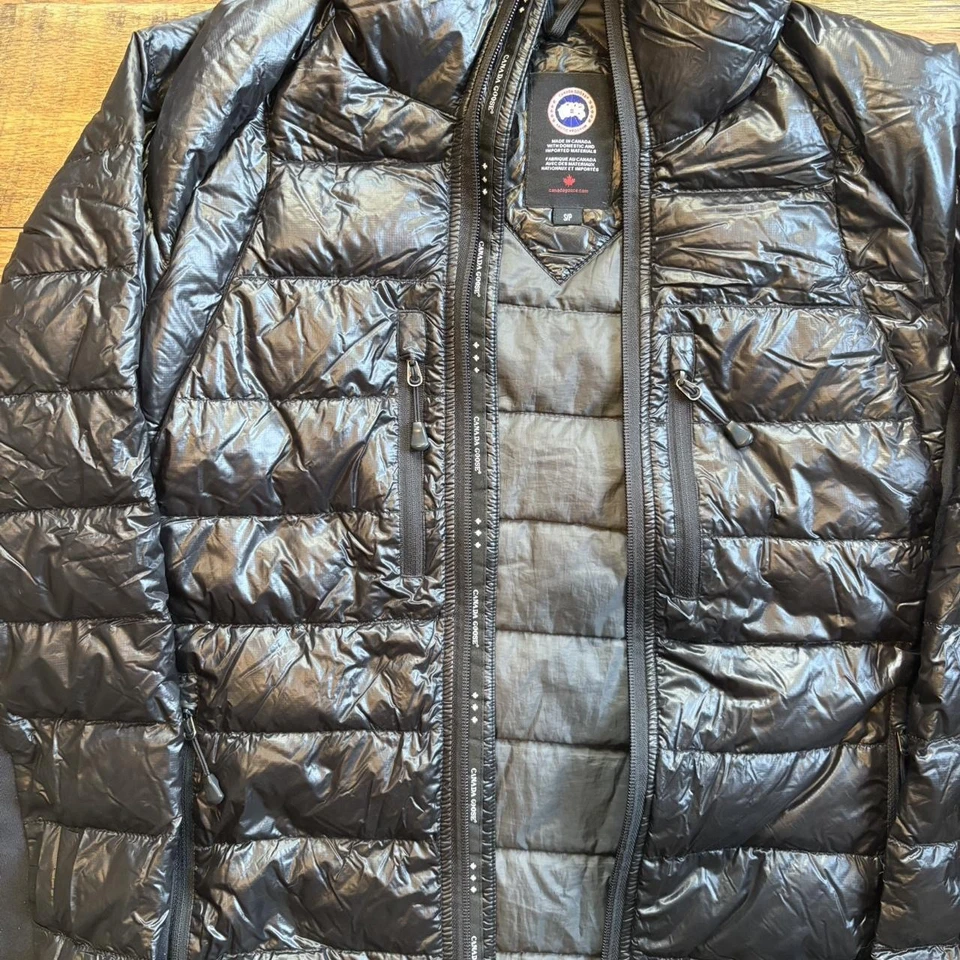 Chaqueta Canada Goose HyBridge Lite con capucha cremallera completa pequeña Foto 4 de 4