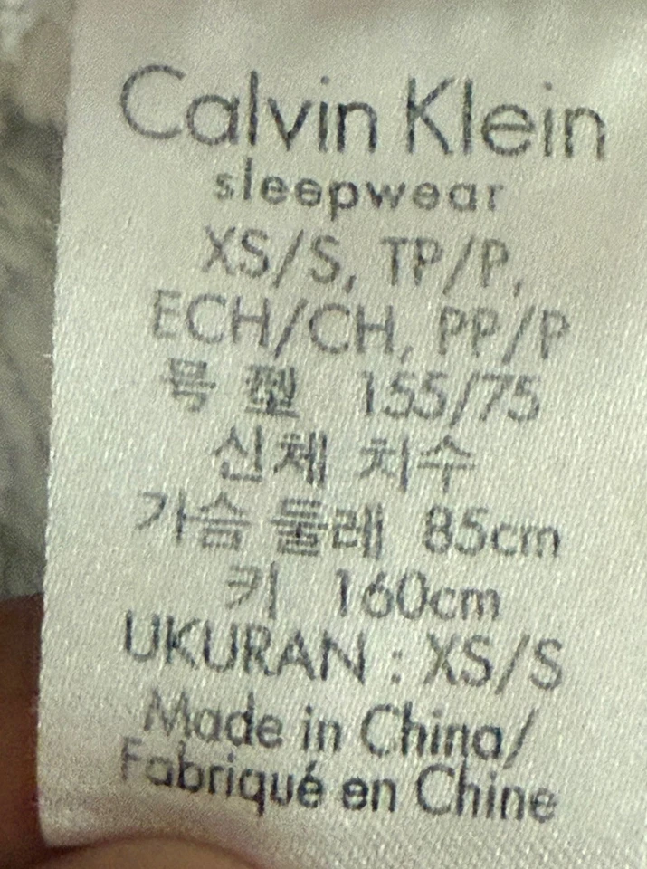 Mujer Calvin Klein Felpa Vellón Rosa Claro Bata Hasta la Rodilla Talla XS/S SKU#237 Foto 4 de 4