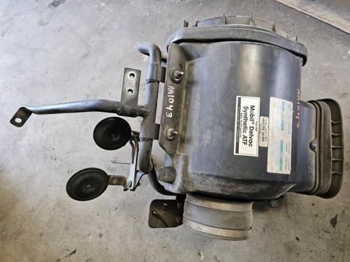 USED 2012 HINO 268 AIR CLEANER ASSEMBLY SHIPPED AS SHOWN from Los Angeles