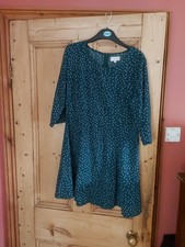 Apricot Dark Gren Spot Skater Dress Size 16