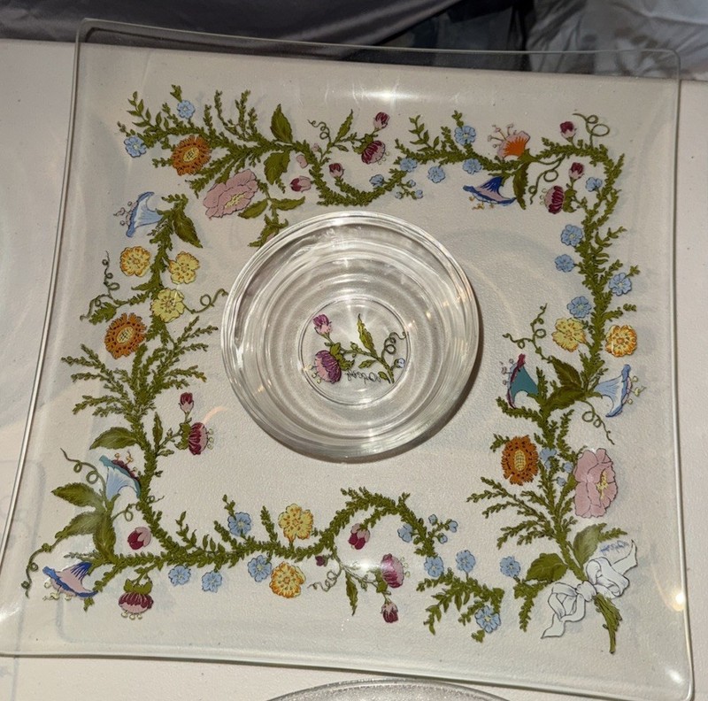 Vintage Dorthy Thorpe Square Platter Spring  Flowers  Glass MCM Signed Bowl Rare