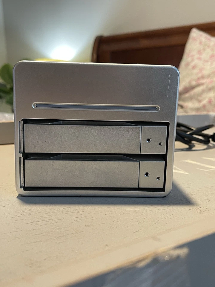 Sans Digital MobileSTOR MS2UT 2 Bay SATA to eSATA/USB 2.0 Enclosure / Case - Image 3 of 4