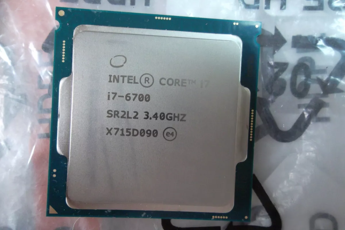 Intel Core i7-6700 (6th Gen) Processor 3.40GHz 6MB LGA1151