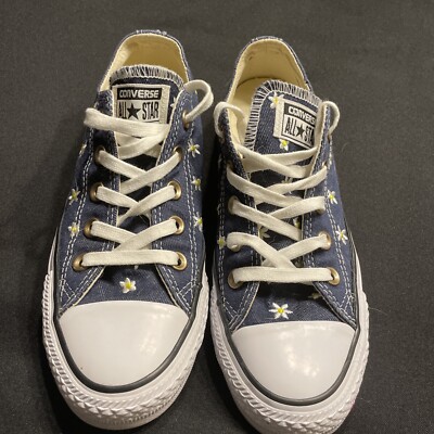 Converse All Star Low Top US Navy Daisy Floral Embroidery Lace