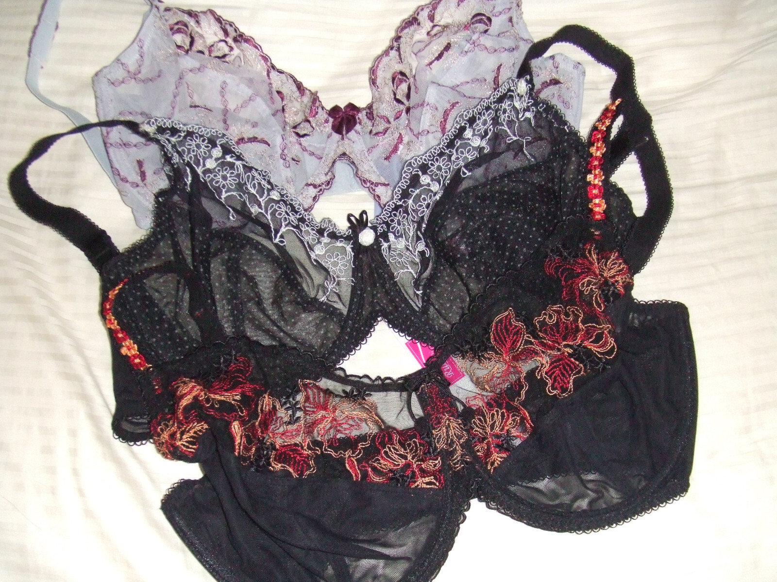15 Bras BALI OLGA WACOAL ADORE ME Sheer Mesh Plunge B… Gem