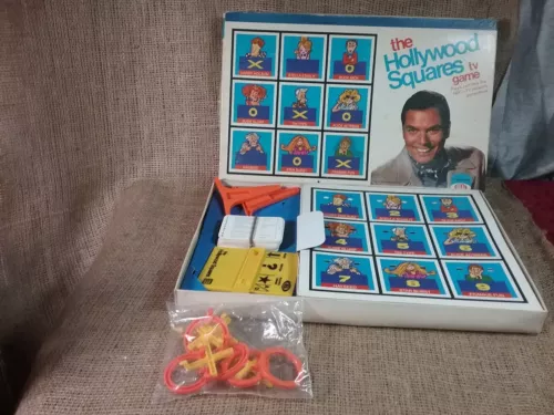 Vintage 1974 The Hollywood Squares TV Game Board Game Complete Ideal