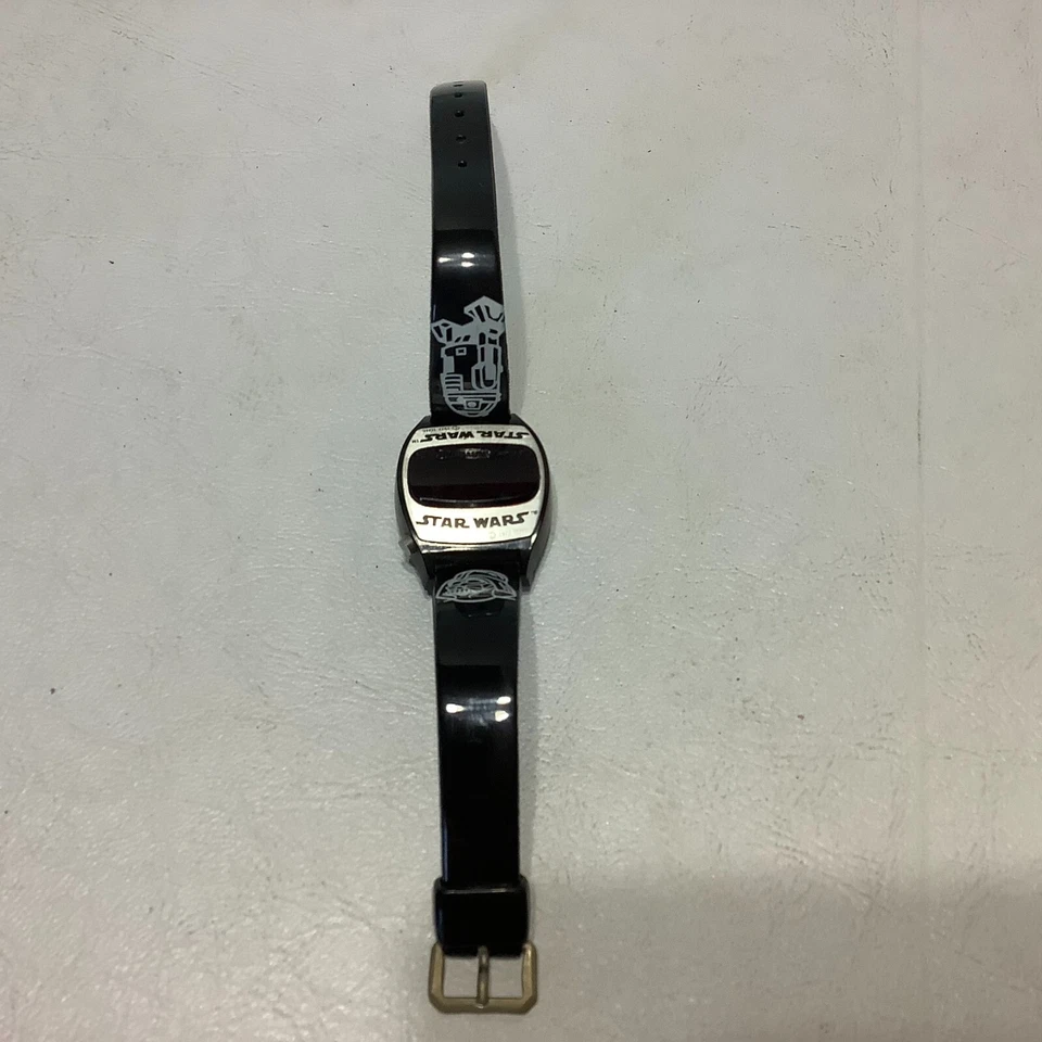 Vintage 1977 Texas Instruments Star Wars Microelectronic Watch w/Original Box - Image 2 of 4