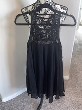 NWT Forever 21 Vacation Crochet Tropics Dress Sz S Spring Summer SOLDOUT