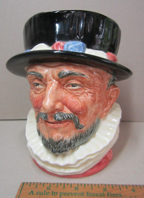 BEEFEATER Toby Jug J 6206 Royal Doulton 1946 England Man Face Pitcher GOOD