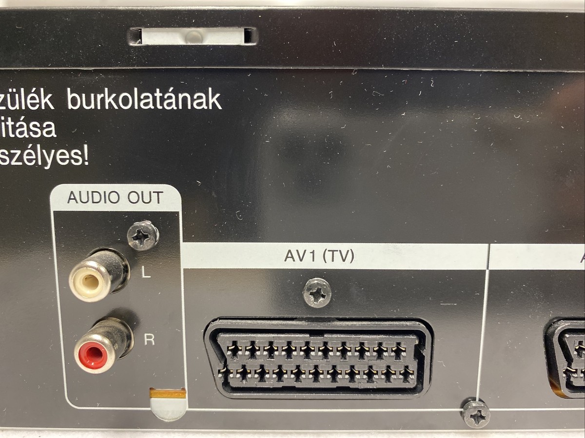 Panasonic NV-HV61 S-VHS High-End Videorecorder inkl. FB, 2J