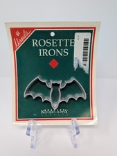 Kitchen Supply Co Ursula Vintage Bat Rosette Iron Halloween Mold NOS USA