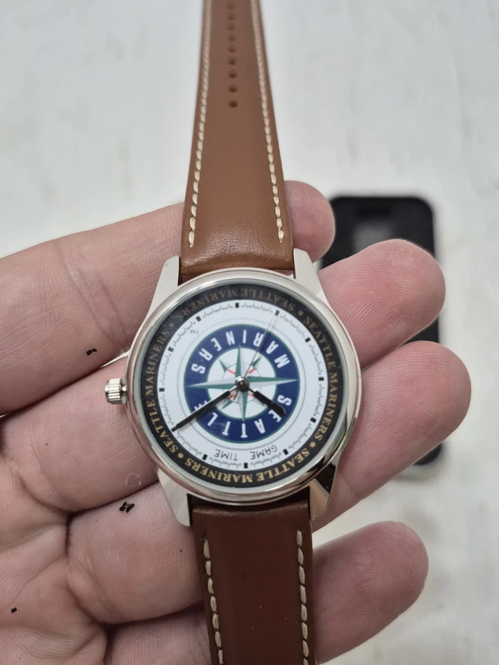 Game Time MLB Seattle Mariners Watch w/Tin Box Untested Baseball Team Y2K VTG - Image 2 of 3