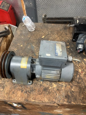 #ad ABM G71 D56C 4 Inline Gearmotor .18kw 230 460V 3PH 113rpm USED $100.33