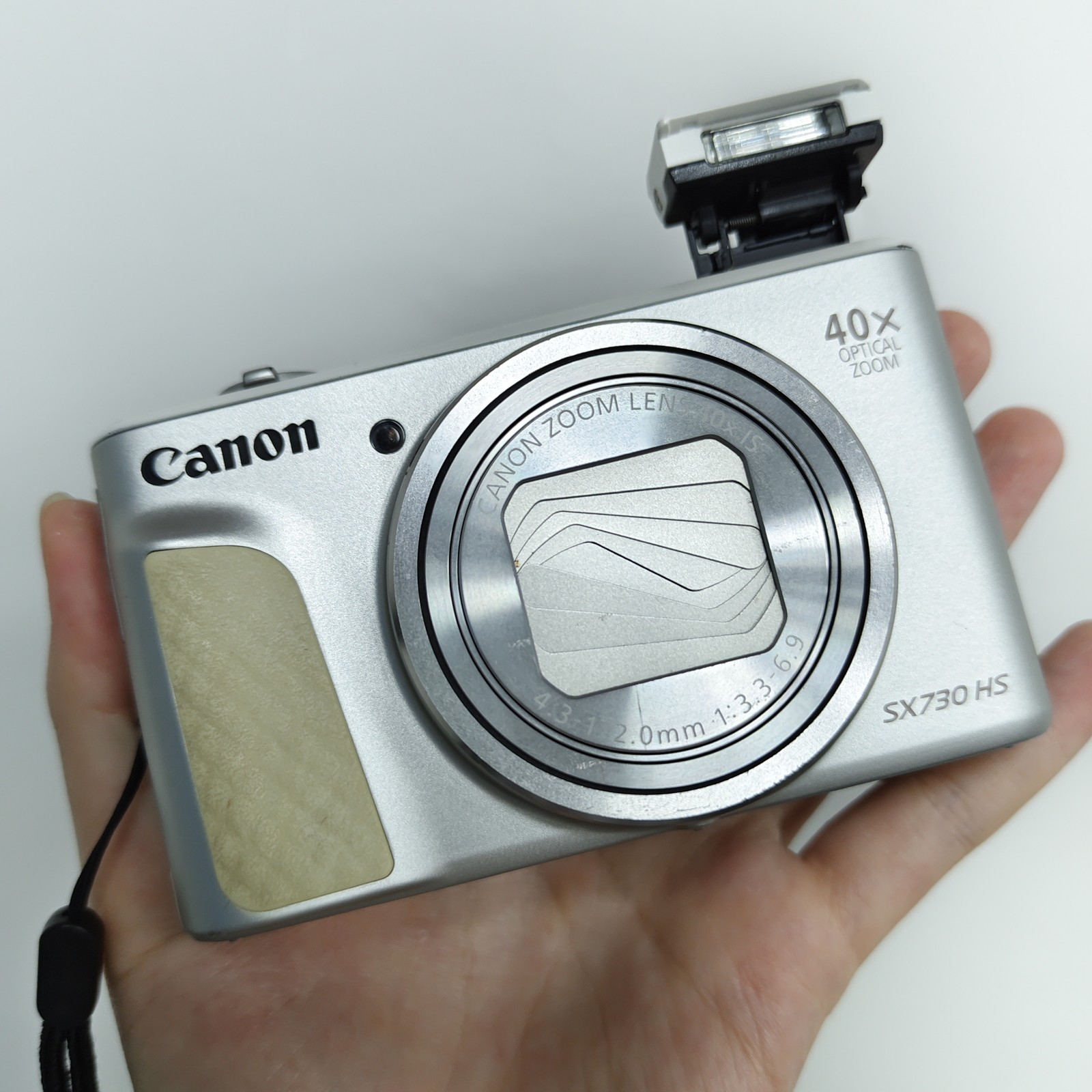 Canon PowerShot SX730 HS Digital Camera Flip Screen 20.3MP 40x Optical Zoom