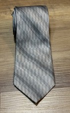 DKNY Men  s 100 Silk Tie Made In Korea Abstract Gray L 58  x W 3.5  EUC