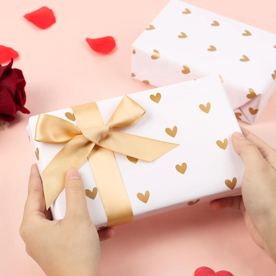 4 Fogli Carta Regalo Cuore Dorati Carta Bianco Decorativa Da Imballaggio Decoraz - Immagine 4 di 4