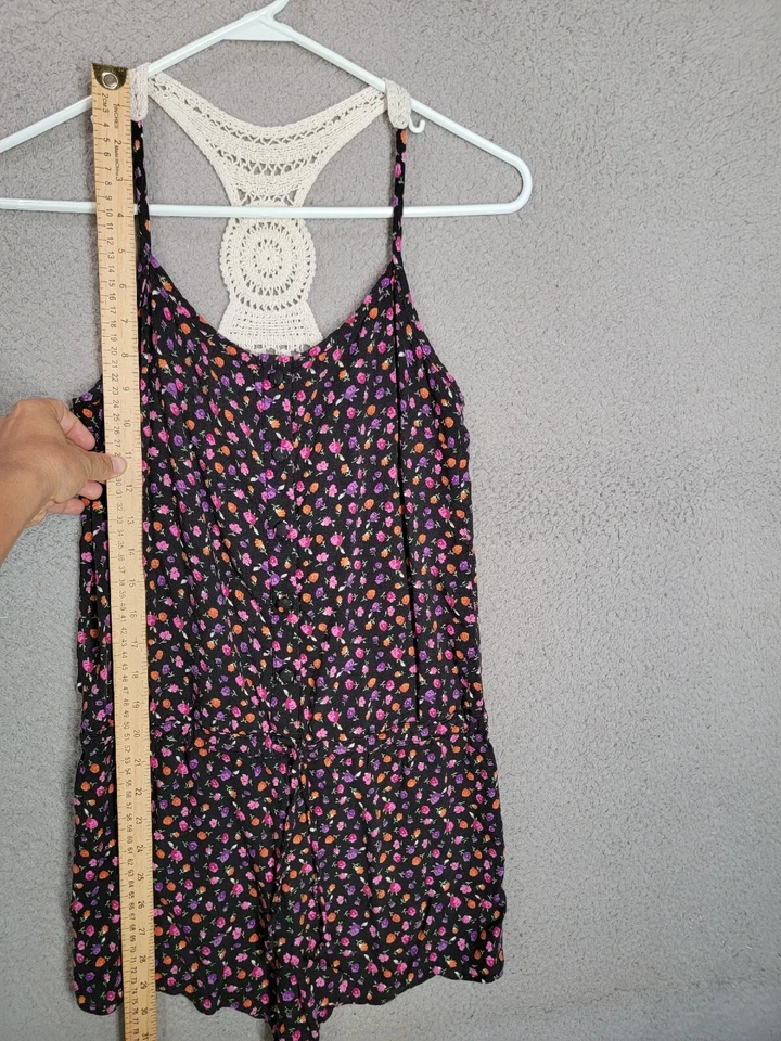 Mameluco Floral Ditsy Pequeño Mudd Crochet Borde Espalda Sin Mangas Foto 4 de 4