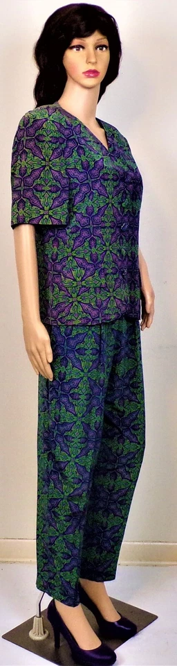 SILK! EVAN PICONE PETITES size 12 purple/green/yellow 2-piece suit jacket/pants - Image 2 of 4