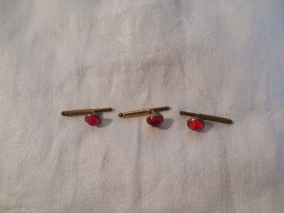 Vintage brass tone ruby red glass dome collar stays, cufflinks - Image 2 of 4