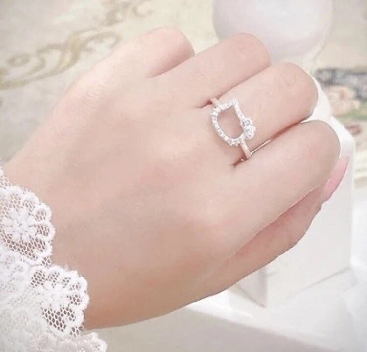Hello kitty store silver ring