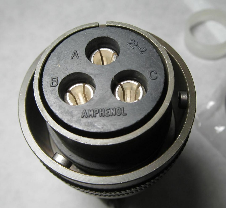 new-amphenol-gts06f22-2s-3-pin-straight-circular-connector-skt-female