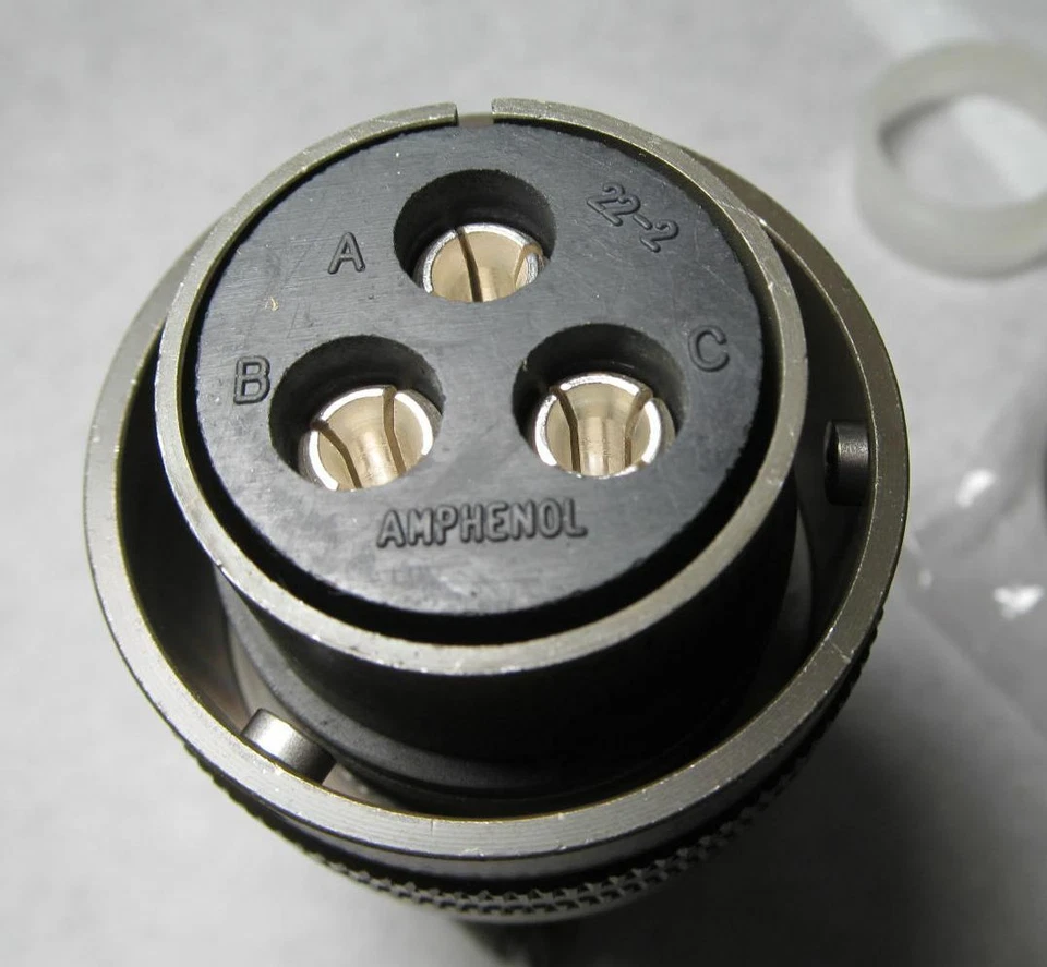 NEW AMPHENOL GTS06F22-2S 3-PIN STRAIGHT CIRCULAR CONNECTOR SKT FEMALE MIL-C-5015 - Image 2 of 3