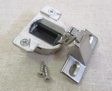NEW Blum COMPACT 110 Hinges 30.310-11.02 w/ 130.110-01.26 Base Plates, 5/8" OL