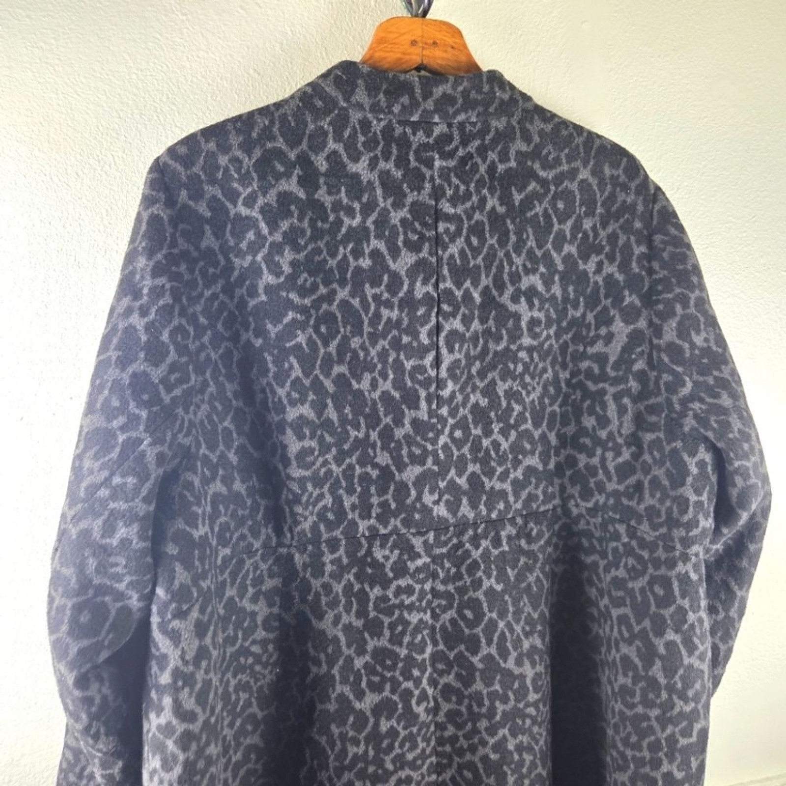 Women's Torrid Plus Size Black Grey Leopard One Button Print Coat Size 4X image 10