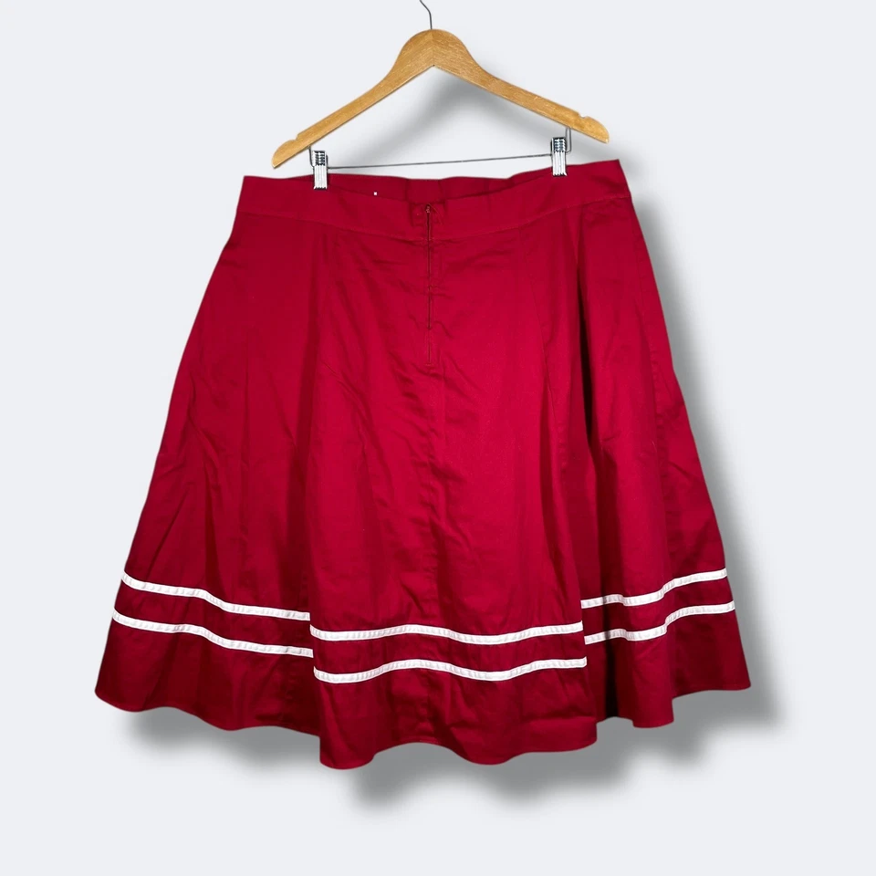 Falda Columpio Línea A Torrid Mujer 22 Rojo Blanco Náutico Marinero Retro Elegante Foto 4 de 4