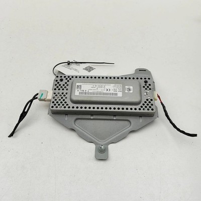 Tesla Model Y Radio Audio Control Module 1527973-00-D Strom 378kW 2022
