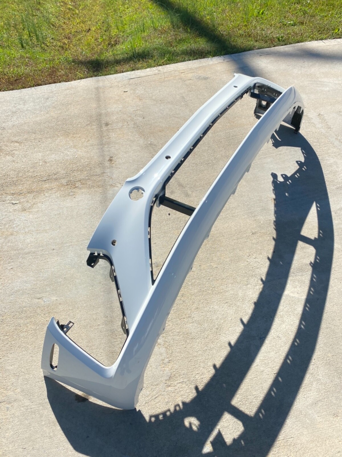 2019 2020 Bentley Continental GT Front Bumper 3SD807437 “ NO SHIPPING “