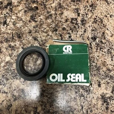 NOS SKF CR 17617 WHEEL SEAL-4 SPEED TRANS FRONT 