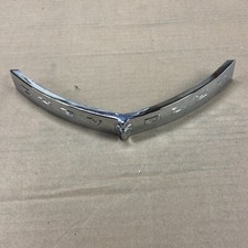 1941 Chevrolet Master Deluxe Nos Top Grille Emblem Grill Trim Upper Moulding