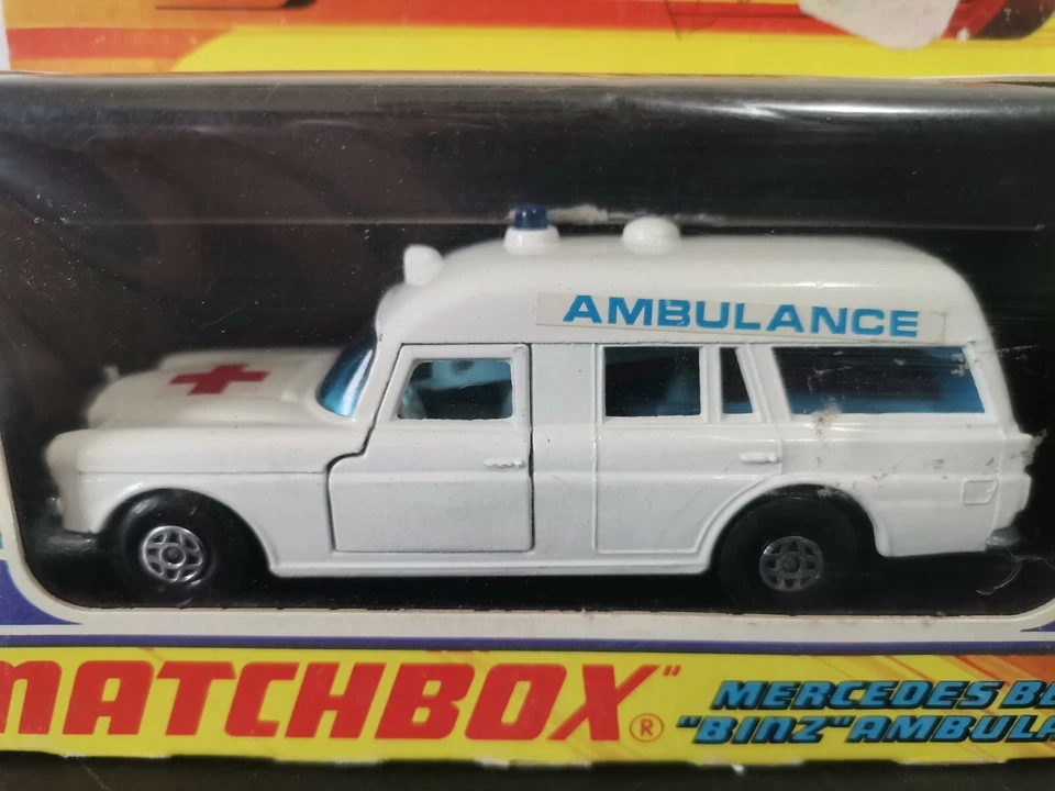 MATCHBOX SPEED KINGS K-26 MERCEDES BENZ BINZ AMBULANCE - Immagine 2 di 4