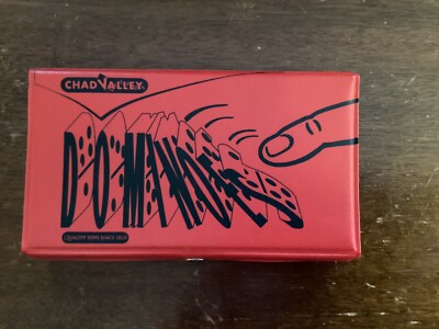 Vintage Auto Bridge Spiel und Chad Valley Domino Reiseset in roter Vinylhülle