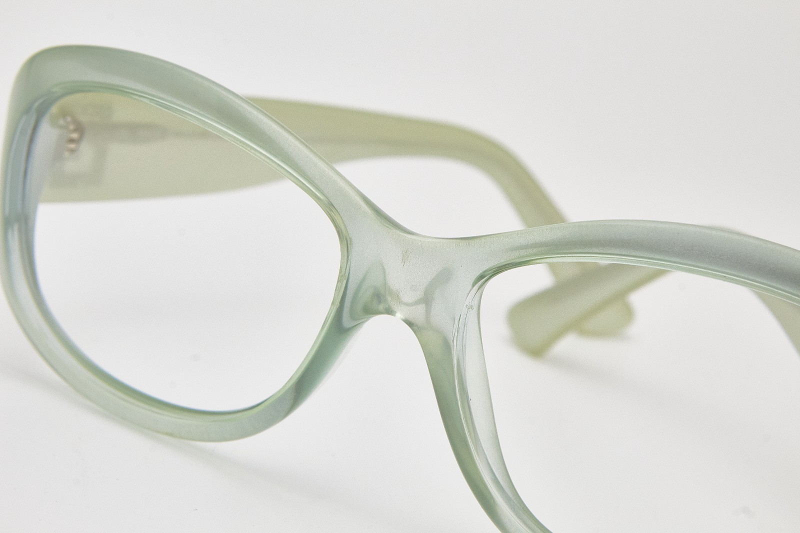 Vintage Fendi FS5102 Mint Green Oval Eyeglasses 2000s Italy Coquette Aesthetic thumbnail 19