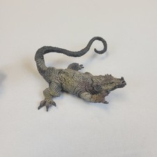 McFarlane Toys Spawn Series 14 Dark Ages 2 Necromancer Lizard/Baby Dragon