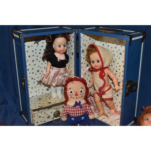 VINTAGE Lot of Dolls and Clothing Display Closet Box VTG Vogue Sandy Avon - Picture 2 of 5